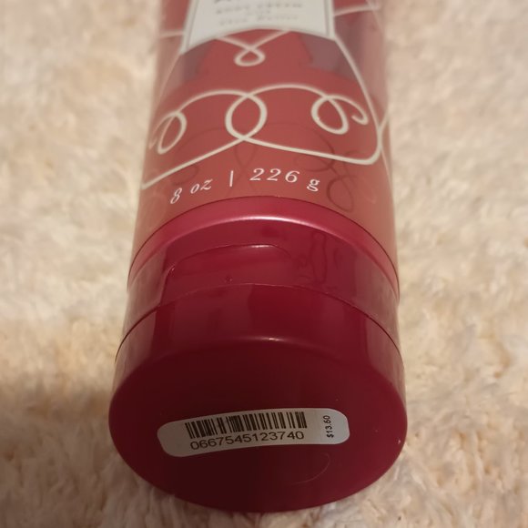 NWT ~ Bath & Body Works Winter Candy Apple Body Cream with Shea Butter (8 oz.) - Picture 3 of 5